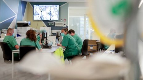 Няма нови случаи на заразени медици в България за последното денонощие