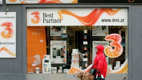 Дядо Коледа донесе консолидация на телеком пазара в Австрия