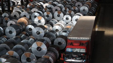 Поредните блокади удариха производството в Германия и Франция 