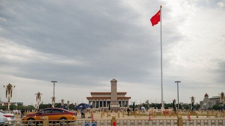 САЩ призовават Г-7 и ЕС да наложат мита върху вноса от Индия и Китай заради руския петрол