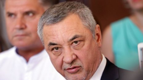 Валери Симеонов предлага по-висок данък върху хазартните игри