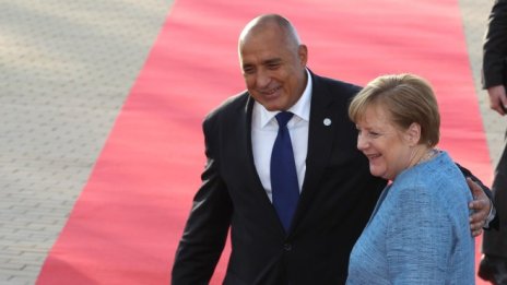 Меркел: Диалогът за българските шофьори ще продължи