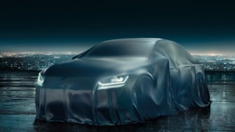 Новият Passat се появи с наметало