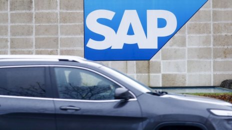 SAP понижава прогнозата си заради коронакризата