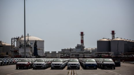 PwC: Европа ще се превърне в нетен вносител на автомобили през 2025 г.