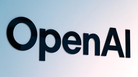 OpenAI придоби стартъп, създал AI интерфейс за компютрите на Apple 