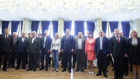 БСП откри кампанията си скромно, дарява пари за Мизия