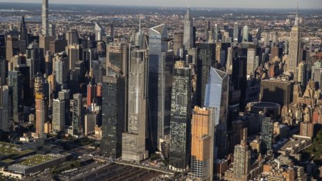 Amazon спира работата по шест нови офис сгради в САЩ