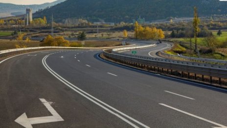 Депутатите отложиха решението за изплащане на парите за пътна поддръжка