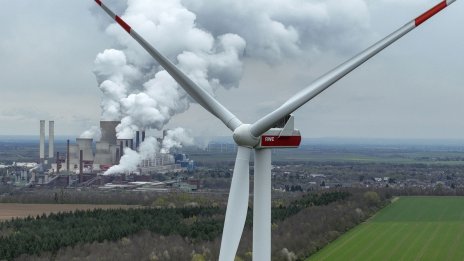 ВЕИ бяха един от най-обещаващите на трудовия пазар в САЩ. После Тръмп се върна