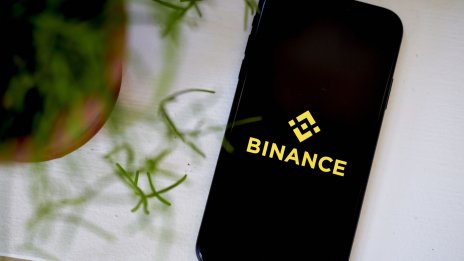 Binance се оттегля от Канада