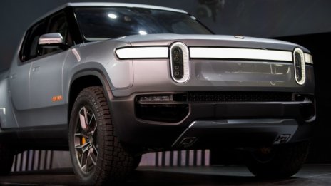 Rivian засенчва Tesla с IPO, което може да ѝ осигури 70 млрд. долара оценка