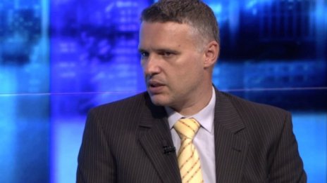 Н. Иванчев: Данък уикенд се въведе само защото изглежда социално справедлив