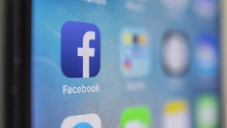 Германия ограничава временно Facebook в събирането на данни 