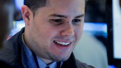 Подновеният търговски оптимизъм се отрази на Wall Street*