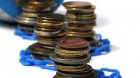 Защо Испания ще се размине с фалит, а Гърция – не?