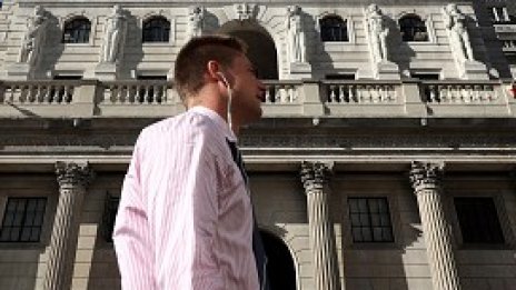 Централните банки са все още предпазливи по отношение на коронавируса