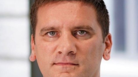 Деян Николов: Има масово пристрастяване към изкуствено създадената ликвидност