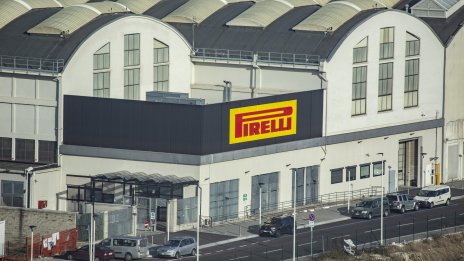 Под натиска на Италия Pirelli напредва с дистанцирането си спрямо Китай