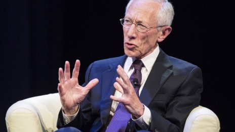  Фишер: Данните, а не датите, движат дебата за увеличаването на лихвите в САЩ