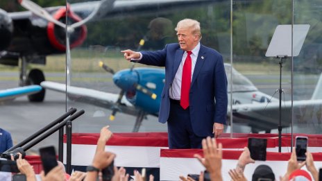 Тръмп планира да пусне собствена платформа за криптовалути