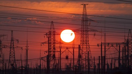 Правителството нареди на БЕХ да внесе 800 млн. лева дивиденти за полугодието в бюджета