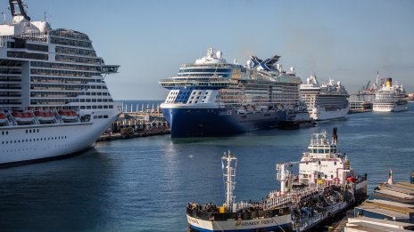 Най-натовареното пристанище за круизни кораби в Европа се свива заради свръхтуризма
