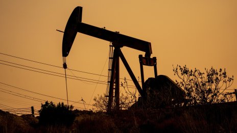 Цените на петрола се стабилизират след силните разпродажби*