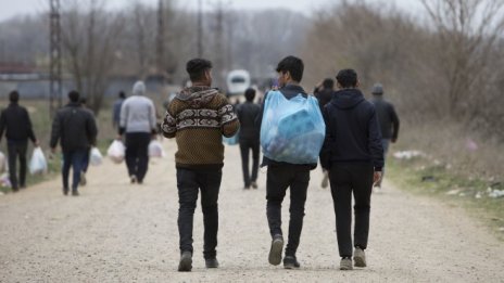 Може ли Гърция да се наводни с мигранти от Афганистан