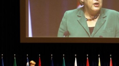 Меркел пак каза "не" на еврооблигациите