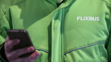 Компанията зад Flixbus не бърза с IPО-то си