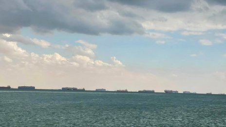 Блокирането на Суецкия канал може да влоши кризата в автомобилната индустрия