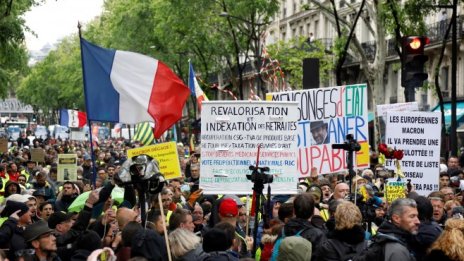 Протестите на “жълтите жилетки“ във Франция навлизат в своя шести пореден месец