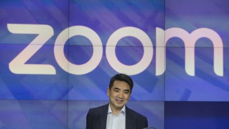 Лидерът на Zoom "подари" акции от компанията за 6 млрд. долара