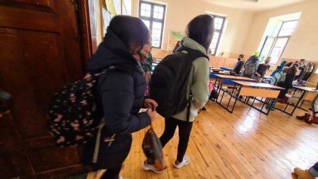 Близо 60% от малките ученици са готови да се върнат в клас