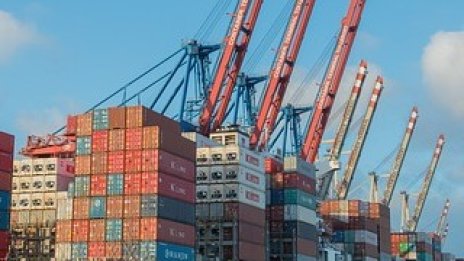 Японският износ отчита най-големия си спад от 2009 г. насам