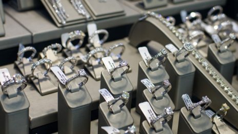 Диамантената индустрия в Антверпен се обръща срещу потенциалната забрана на руски диаманти