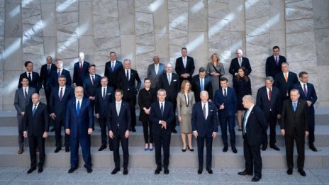 НАТО подсилва източния си фланг, включително с нова бойна група в България