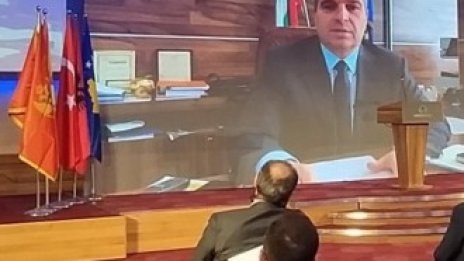 Коридор номер 8 трябва да е част от основната Трансевропейска транспортна мрежа