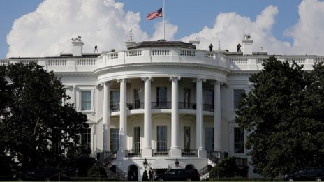 САЩ с остра реакция на европейския план за въвеждане на бартер с Иран