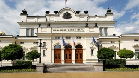 КЕВР ще има последната дума при сделки в енергетиката