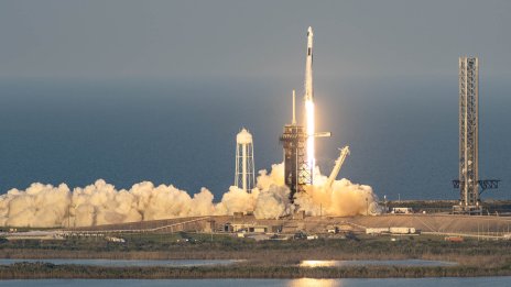 Листването на SpaceX привлича залози от инвеститори на дребно за над 100 млрд. долара