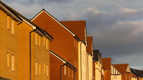 Британците плащат по-малко за наем, отколкото за ипотека за първи път от 14 години