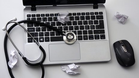 Блокираното издаване на ТЕЛК решения ще е временно, твърди икономист