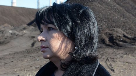 Петкова: Енергийната сигурност ще е гарантирана и при продажба на ЧЕЗ България