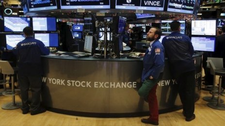 Индексите на Wall Street се оцветиха в червено