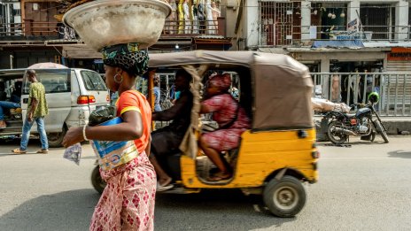 Дигиталната валута на Нигерия търси признание и на улицата