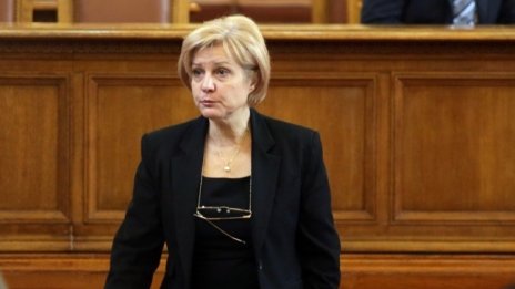 Менда Стоянова: Заплатите ще останат ниски, докато не постигнем по-висок растеж