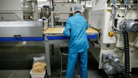 Фабричните поръчки в Германия неочаквано растат втори пореден месец