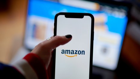 Amazon предупреди, че не може да отговори на цялото търсене на AI